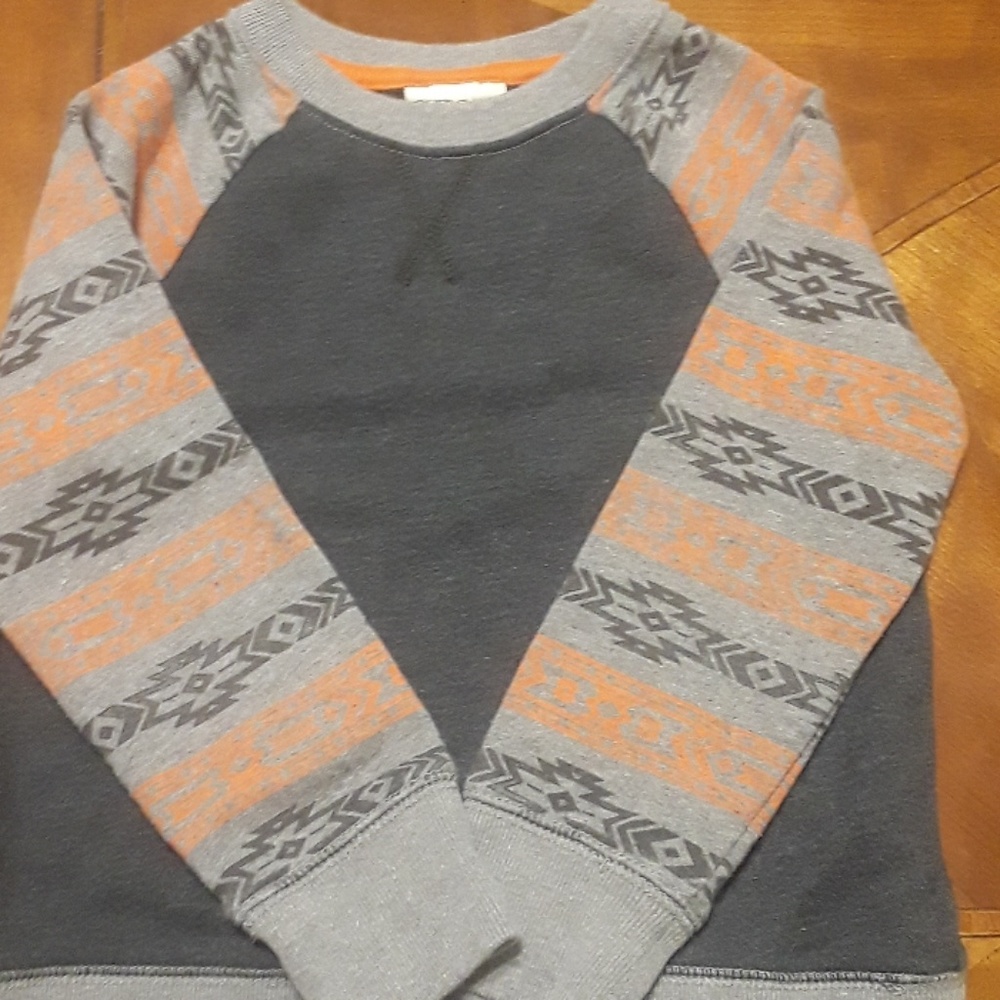 Cherokee Sweater boy's size XS (4/5)